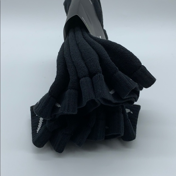 NIKE EVERYDAY COTTON CUSHIONED LOW TRAINING SOCKS - Picture 14 of 16